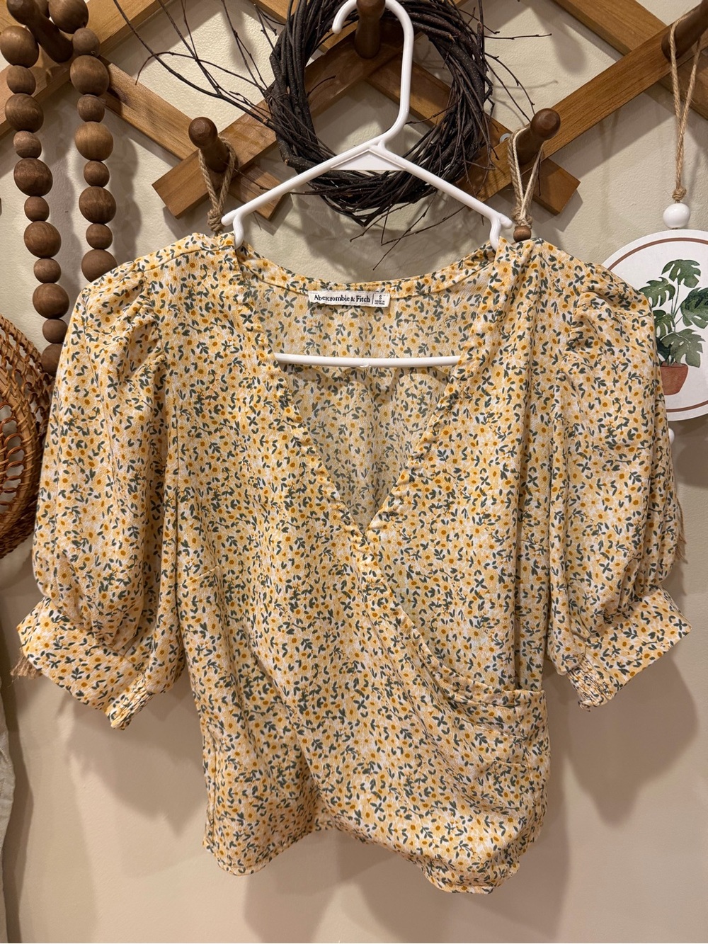 Abercrombie & Fitch Yellow Ditsy Floral Puff-Sleeve Wrap Blouse